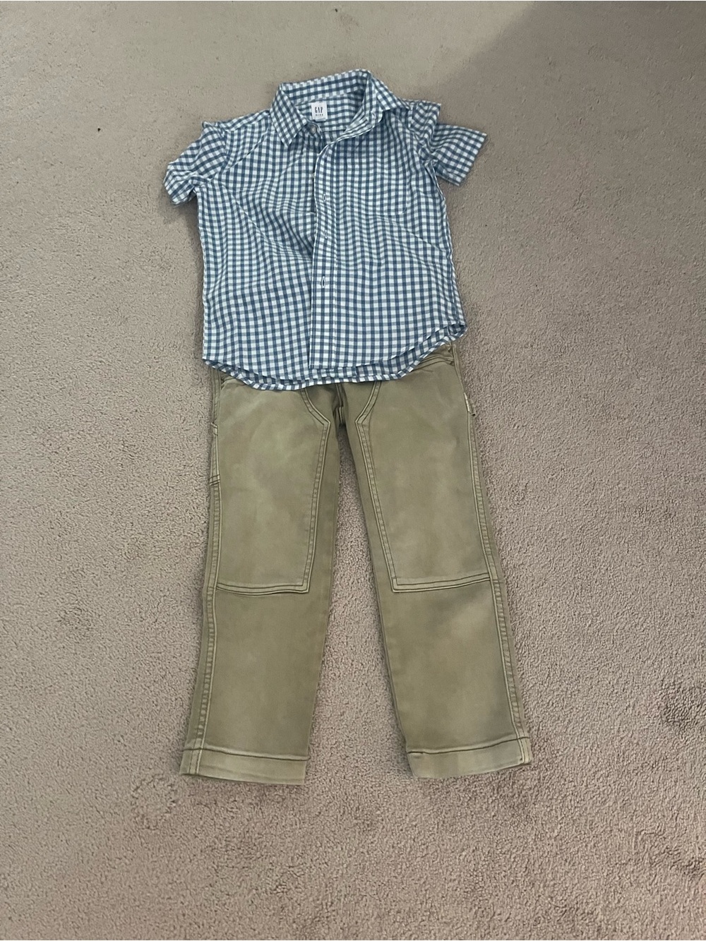 Gap xs outfit Blue Gingham Button-Up Shirt with Jean